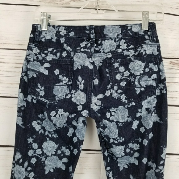 AEO Floral Rose Jeggings Jeans Leggings EUC - Picture 5 of 6